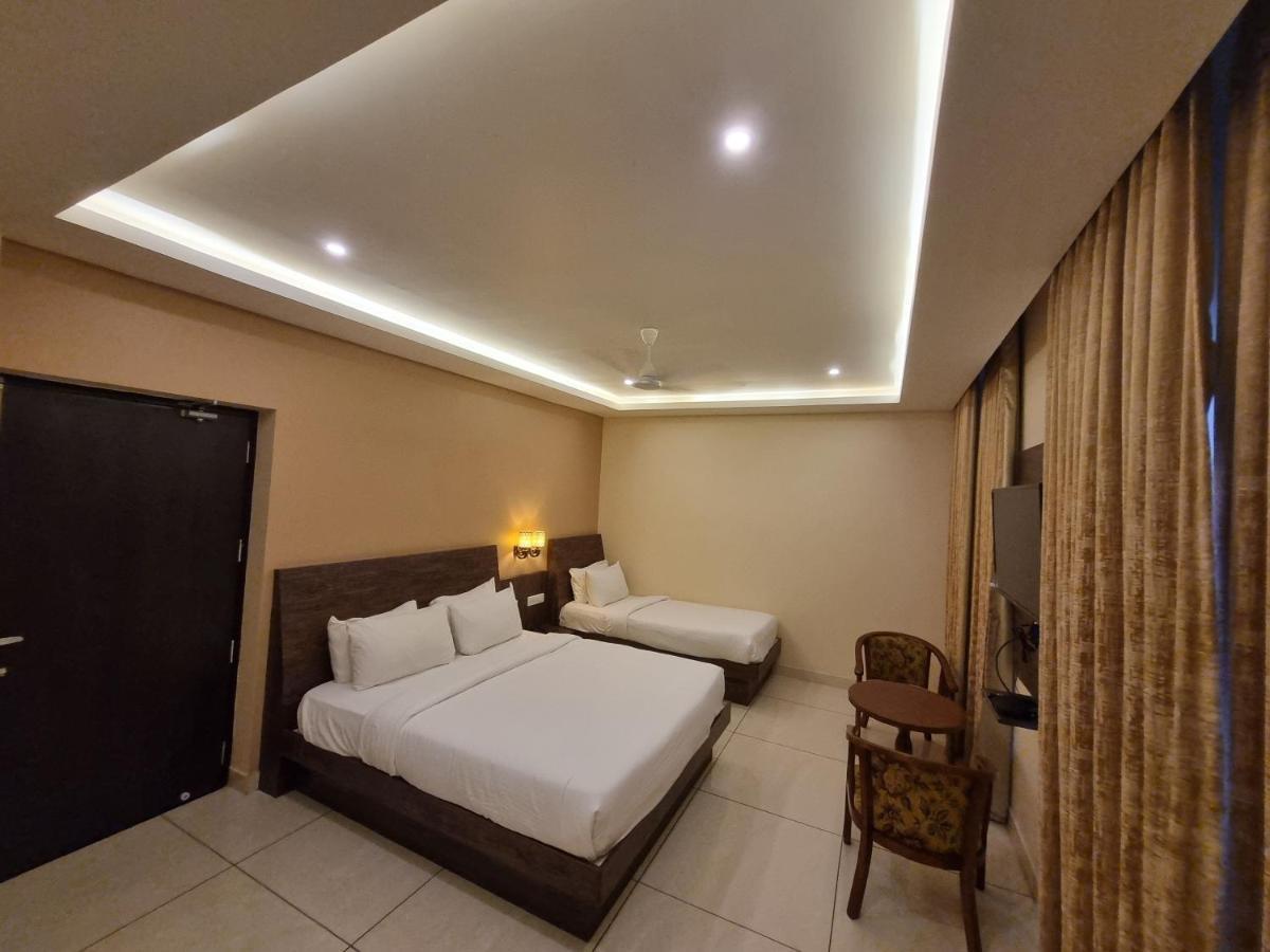 Hotel Plutus Residency Auroville Esterno foto