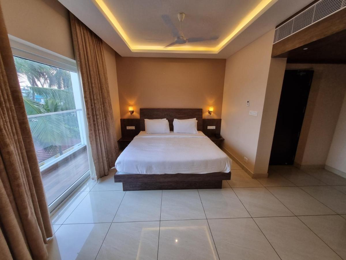 Hotel Plutus Residency Auroville Esterno foto